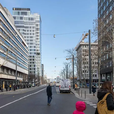 Spacious Design Loft In Heart Of The City Center 아파트 *